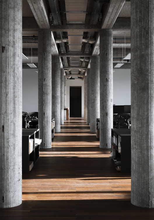 De Bank / KAAN Architecten - Column, Beam